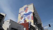 Inauguran en Los Ángeles un mural de Shohei Ohtani antes del partido de los Dodgers