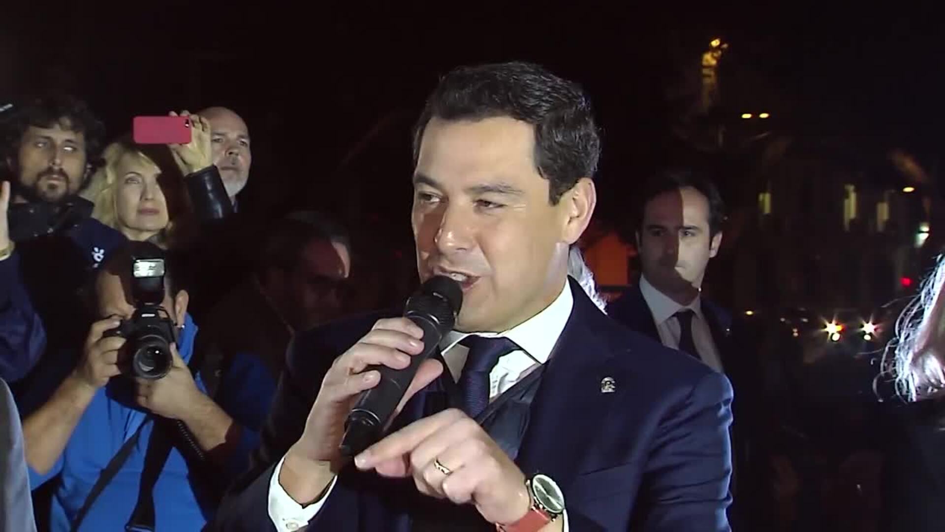 Moreno, &quot;orgulloso&quot; de participar en el alumbrado en Málaga