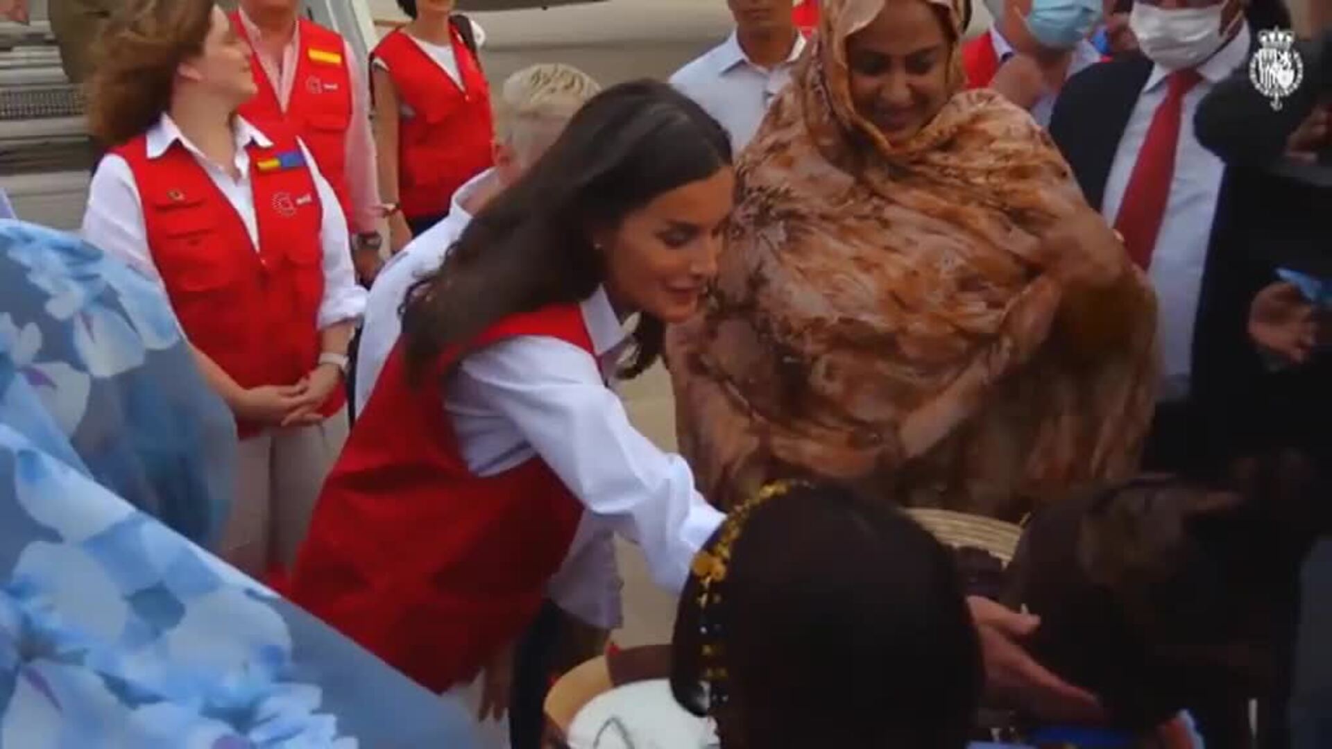 La reina Letizia inicia su viaje de cooperación en Mauritania