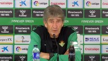 Pellegrini, sobre el derbi: «Las acciones de gente que no están entre los once que juegan me parecen lamentables siempre»