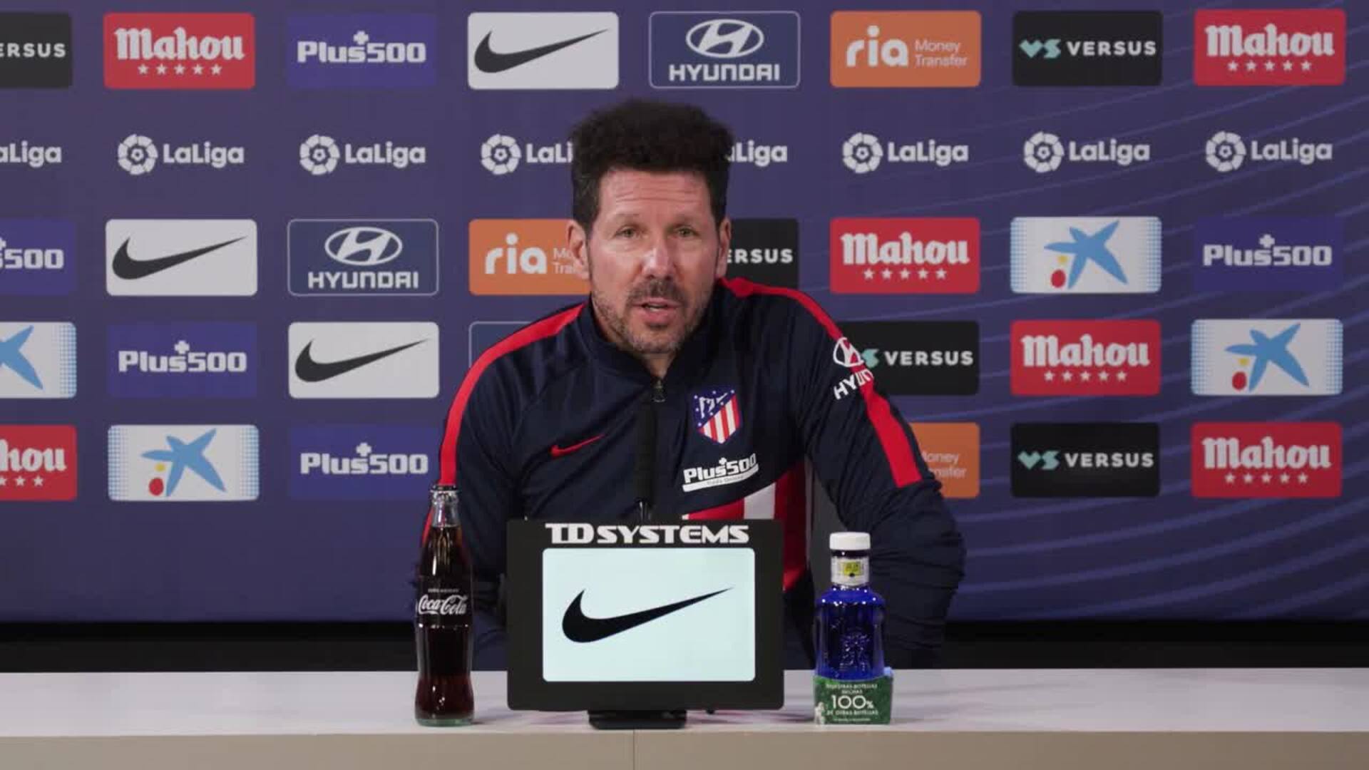 Simeone: &quot;Sería injusto no decir que somos favoritos al título&quot;