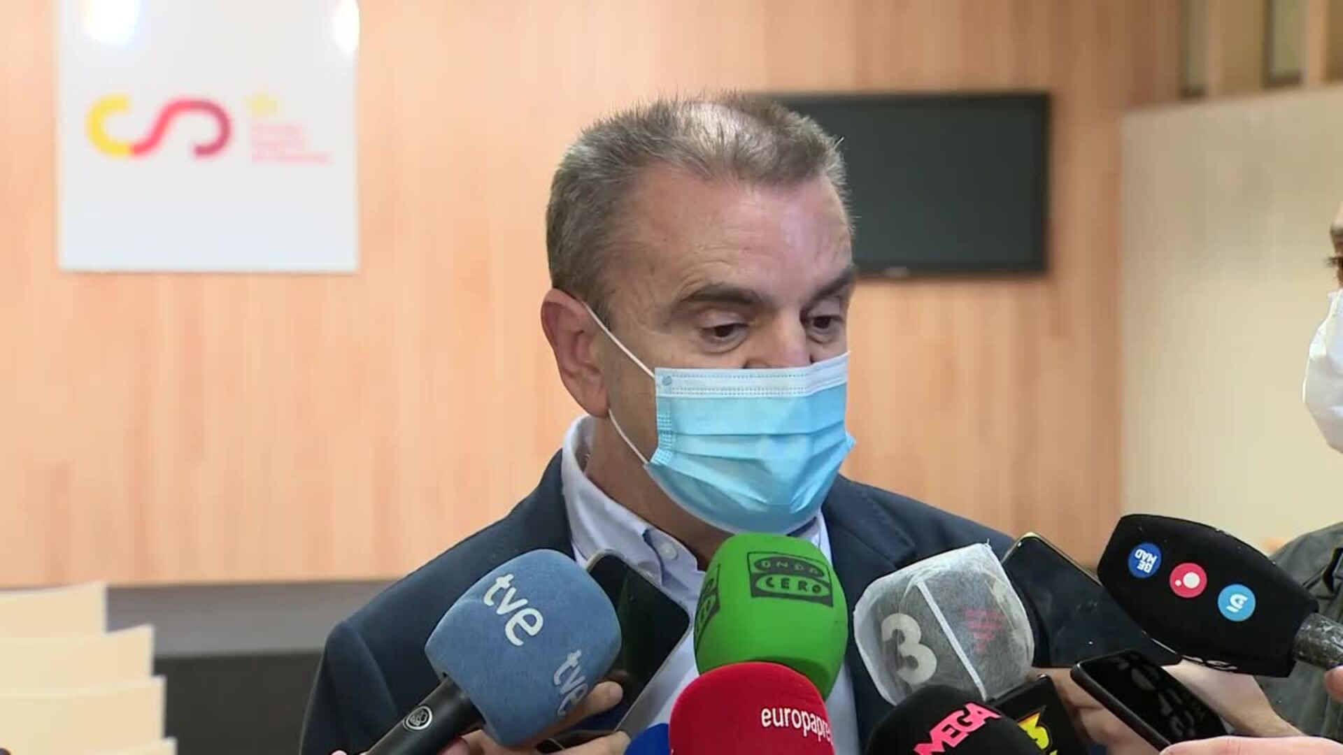 Franco: &quot;El fútbol español no puede estar permanentemente en los juzgados&quot;