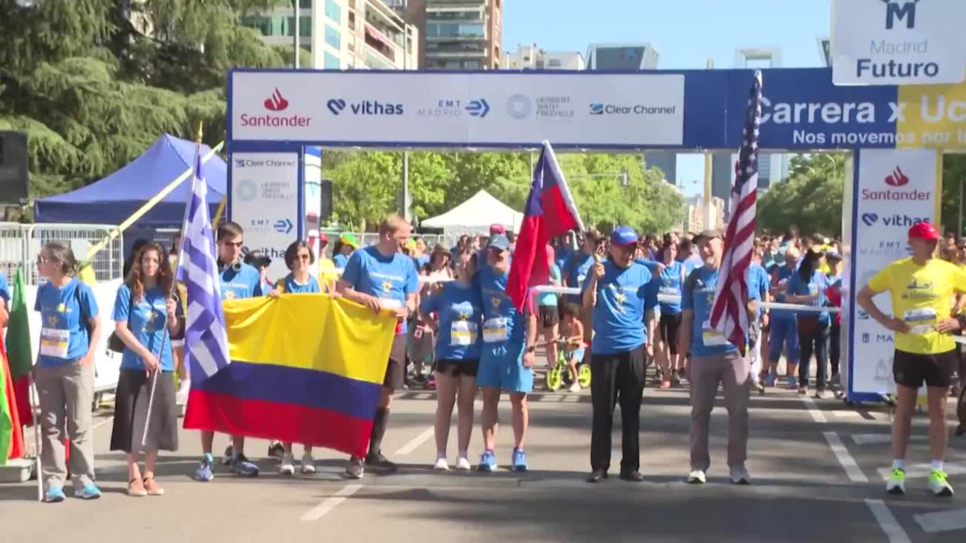 Madrid se tiñe con los colores de Ucrania en la carrera &#039;Madrid Futuro x Ucrania&#039;