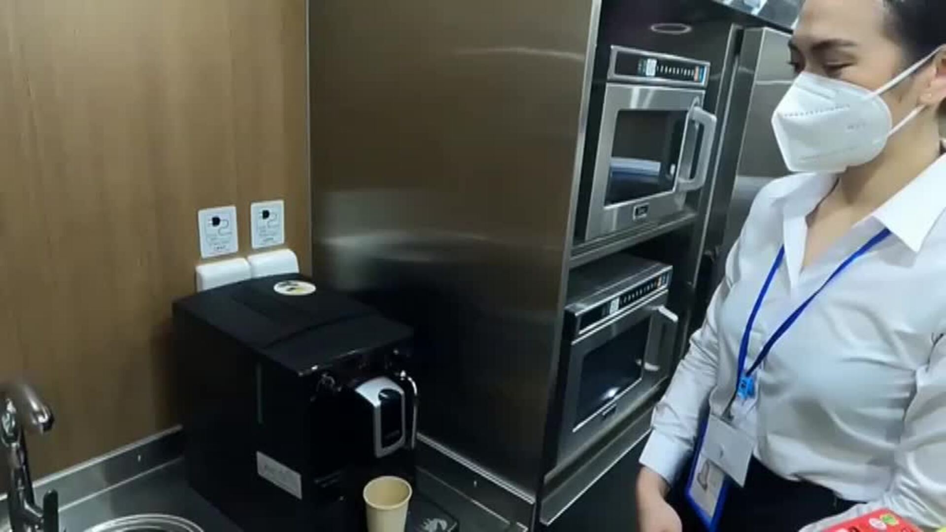 China pone en marcha el primer tren bala que conecta con Laos