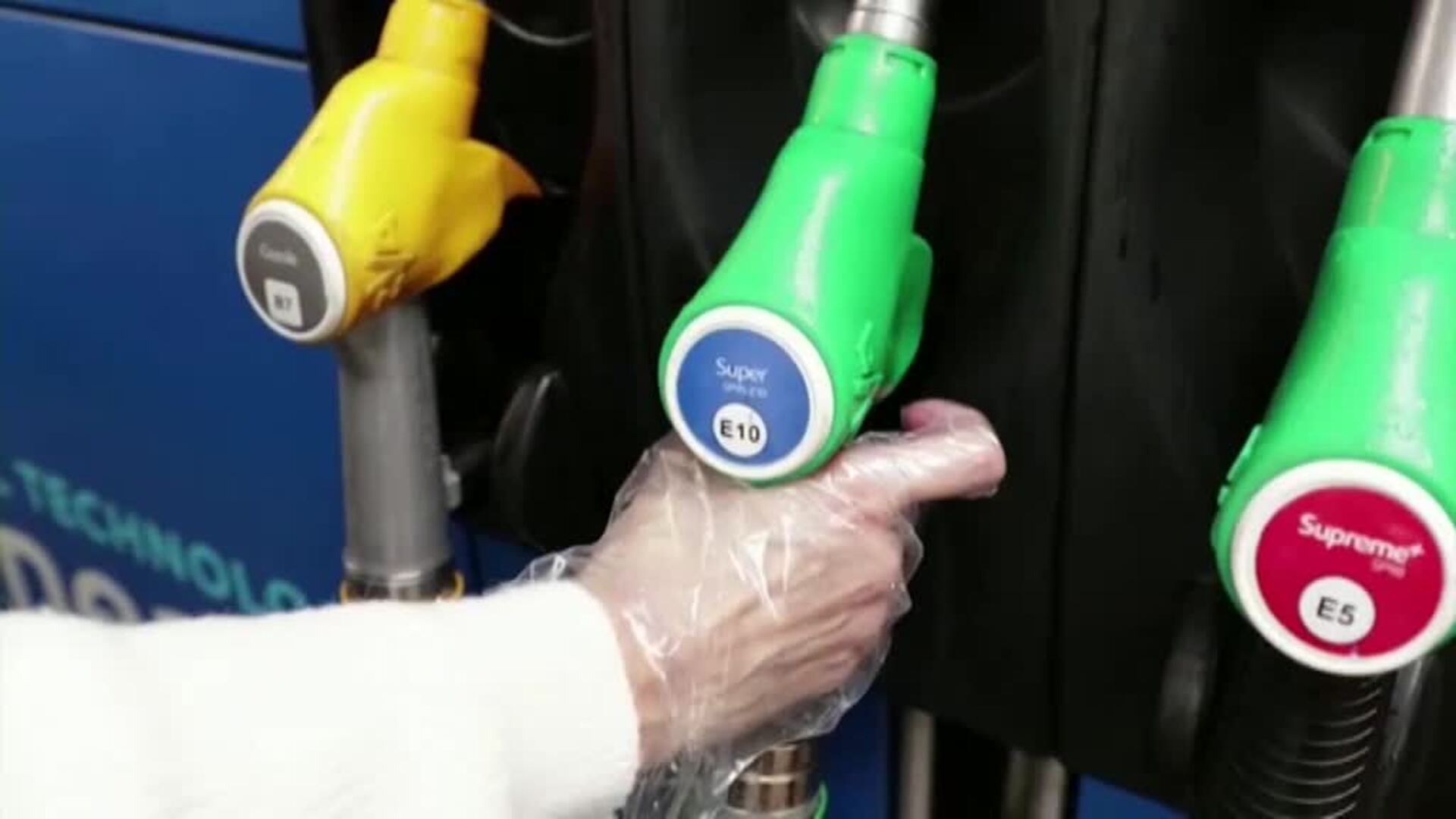 Francia dará un cheque energético de 100 euros ante la subida de los precios