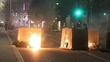 Enfrentamientos con la policía durante nueva protesta antigubernamental en Belgrado