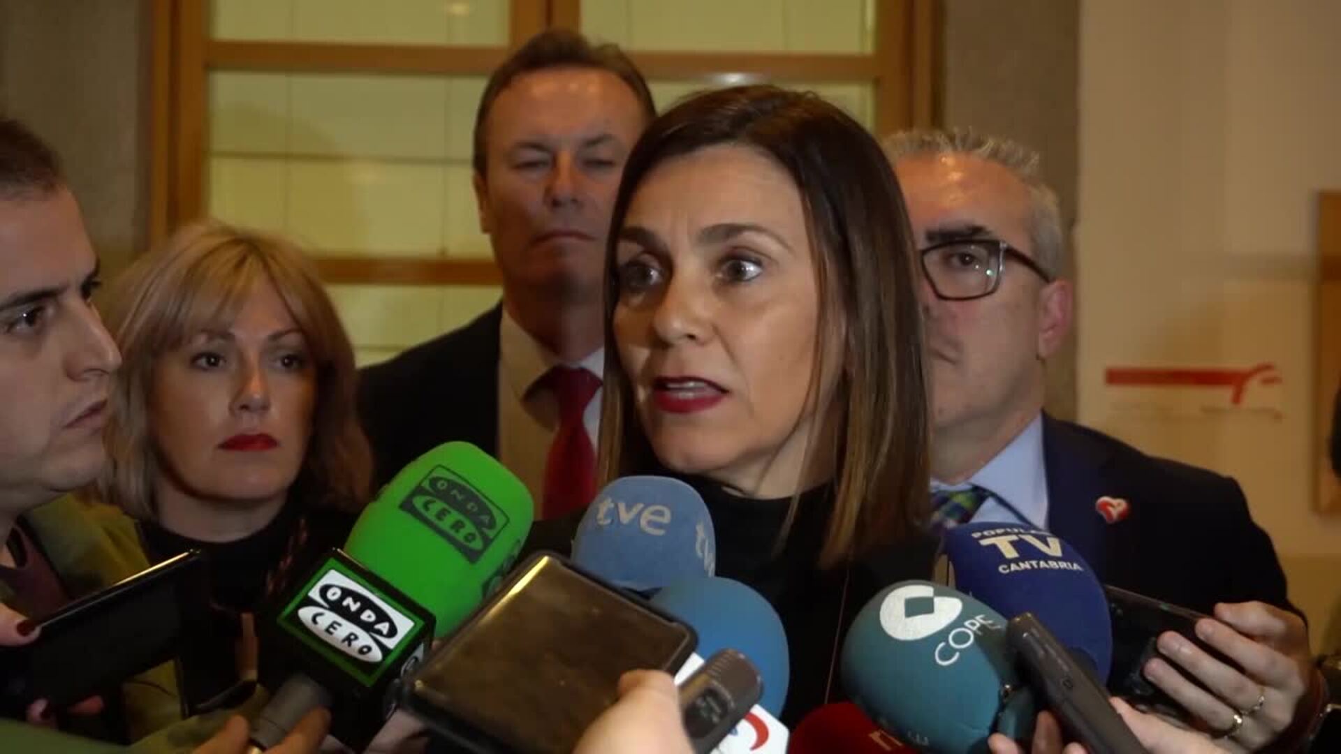 PRC y PSOE dan por &quot;cerrada la crisis&quot; en Cantabria