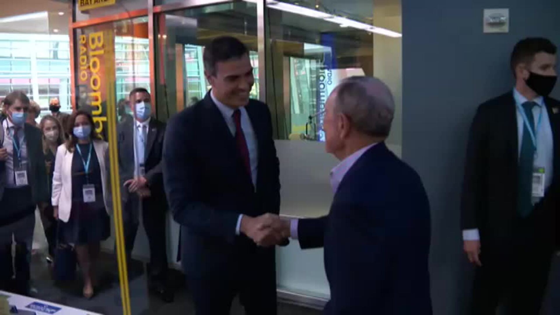 Sánchez busca en EEUU capital privado para invertir en España