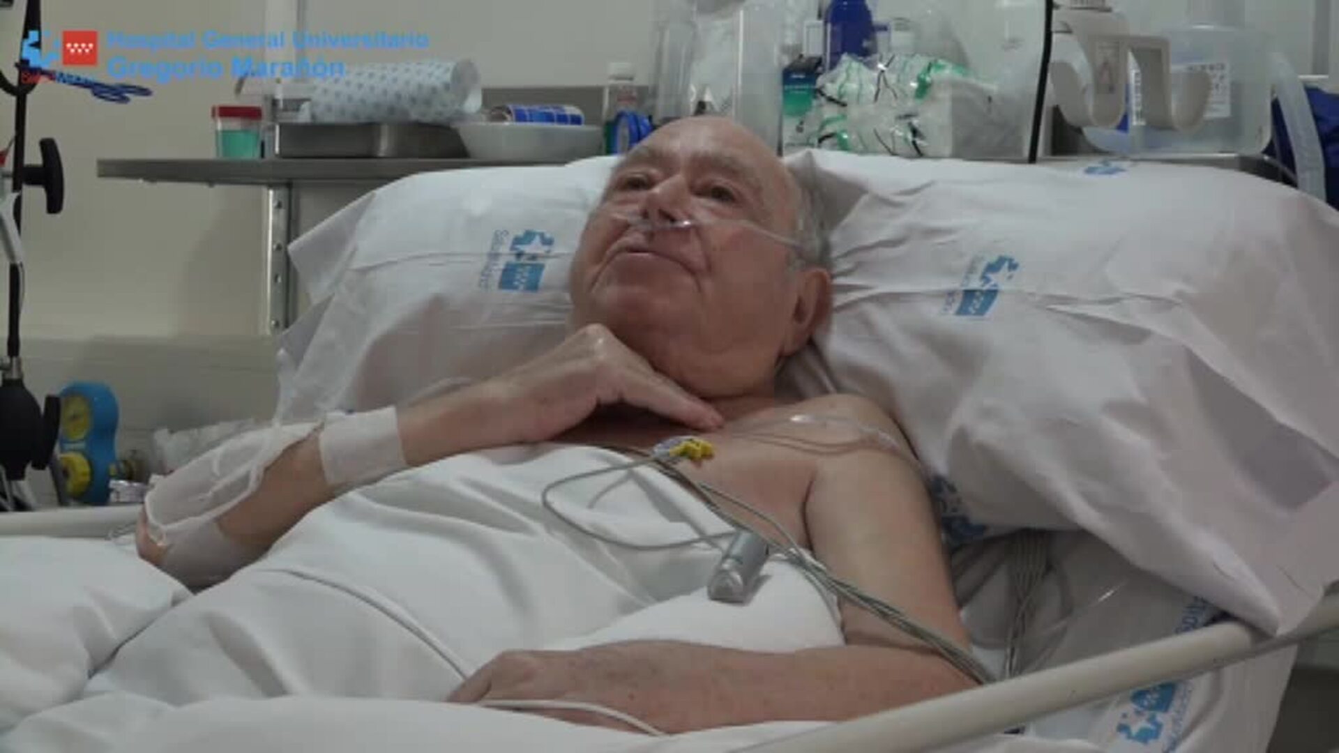 El paciente más tiempo ingresado en la UCI por coronavirus pide &quot;menos botellón&quot; a los jóvenes