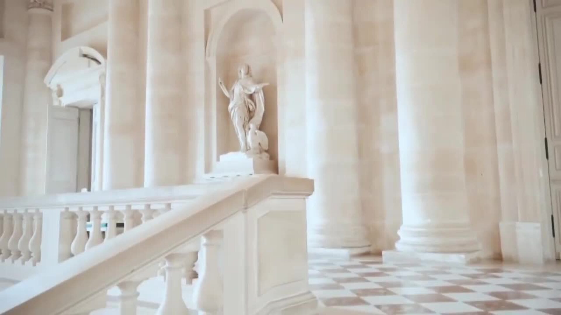 Pilar Rubio sorprende con sus avances en francés