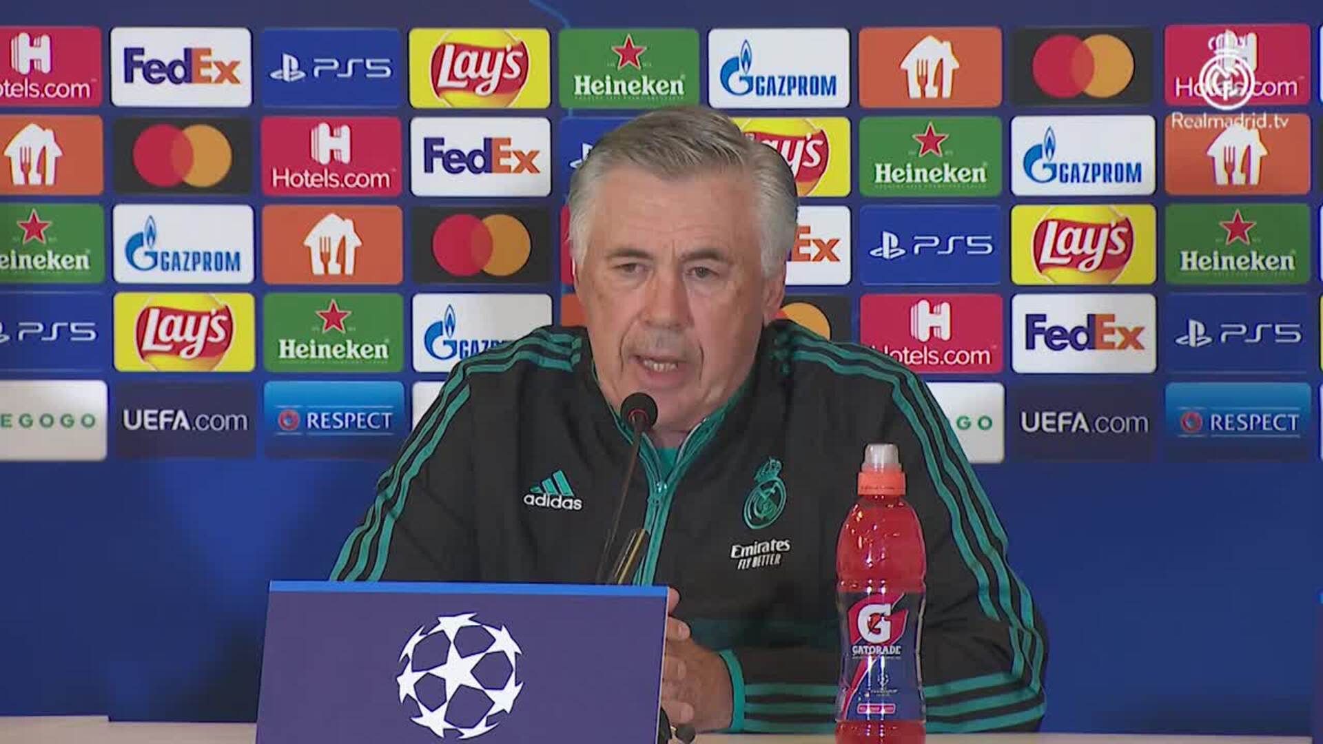 Ancelotti: &quot;Este equipo tiene que jugar con un 4-3-3, no hay otra manera&quot;