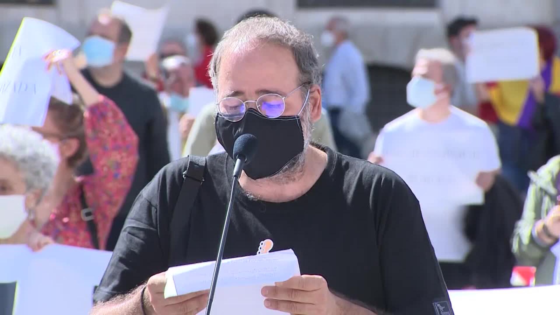 Sindicatos exigen un plan basado en &quot;criterios científicos&quot; en Madrid