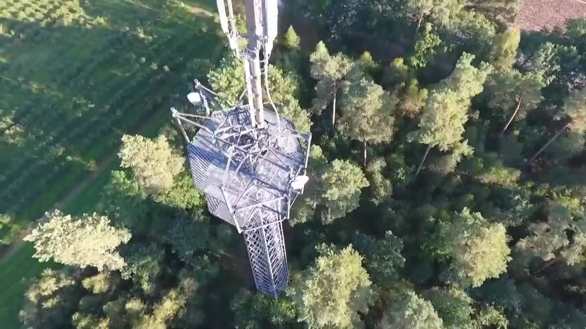 Telefónica vende la división de torres de Telxius a American Tower