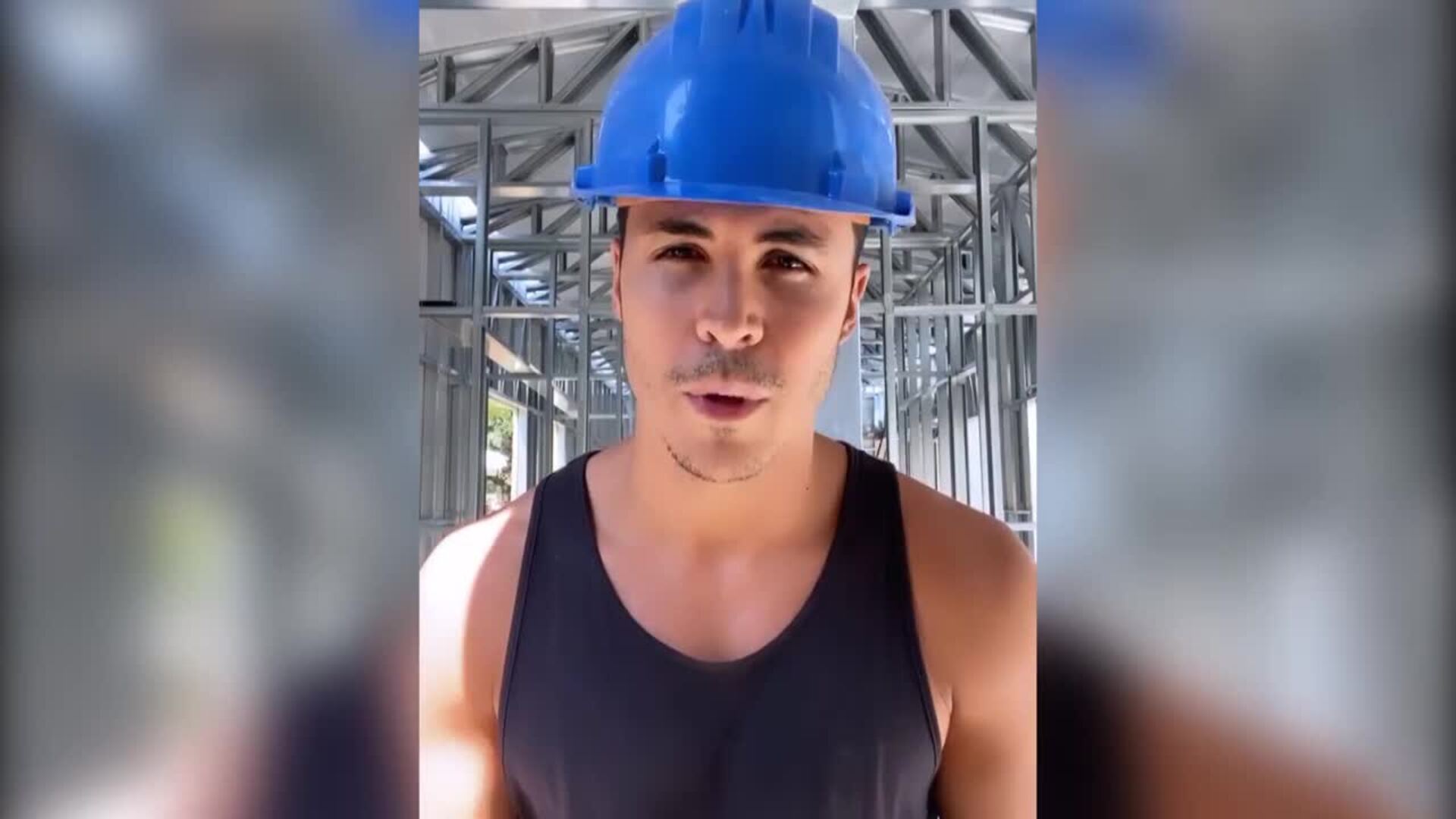 Kiko Jiménez nos muestra los avances de su nueva casa con Sofía Suescun