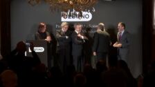 Manuel Vilas gana el premio Nadal con la novela 'Nosotros'