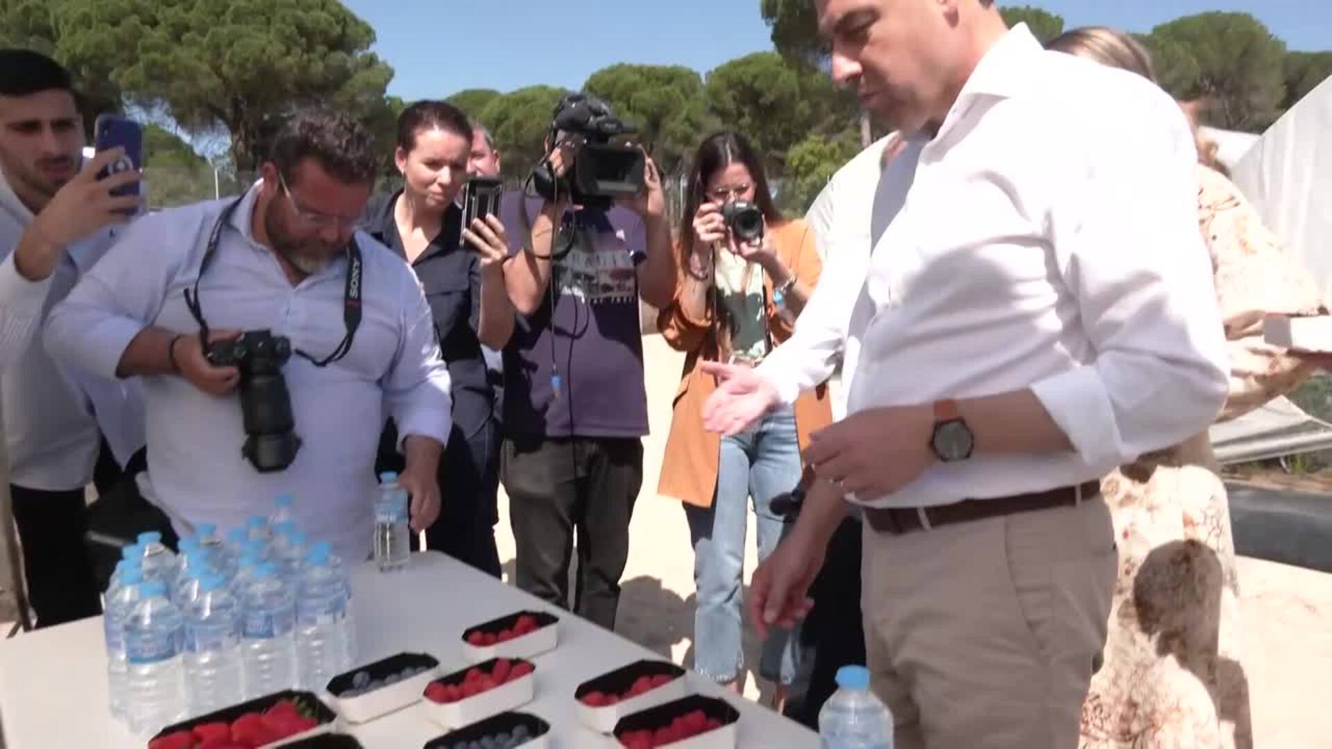 Moreno destaca la &quot;calidad&quot; y la sostenibilidad de los productos del campo andaluz