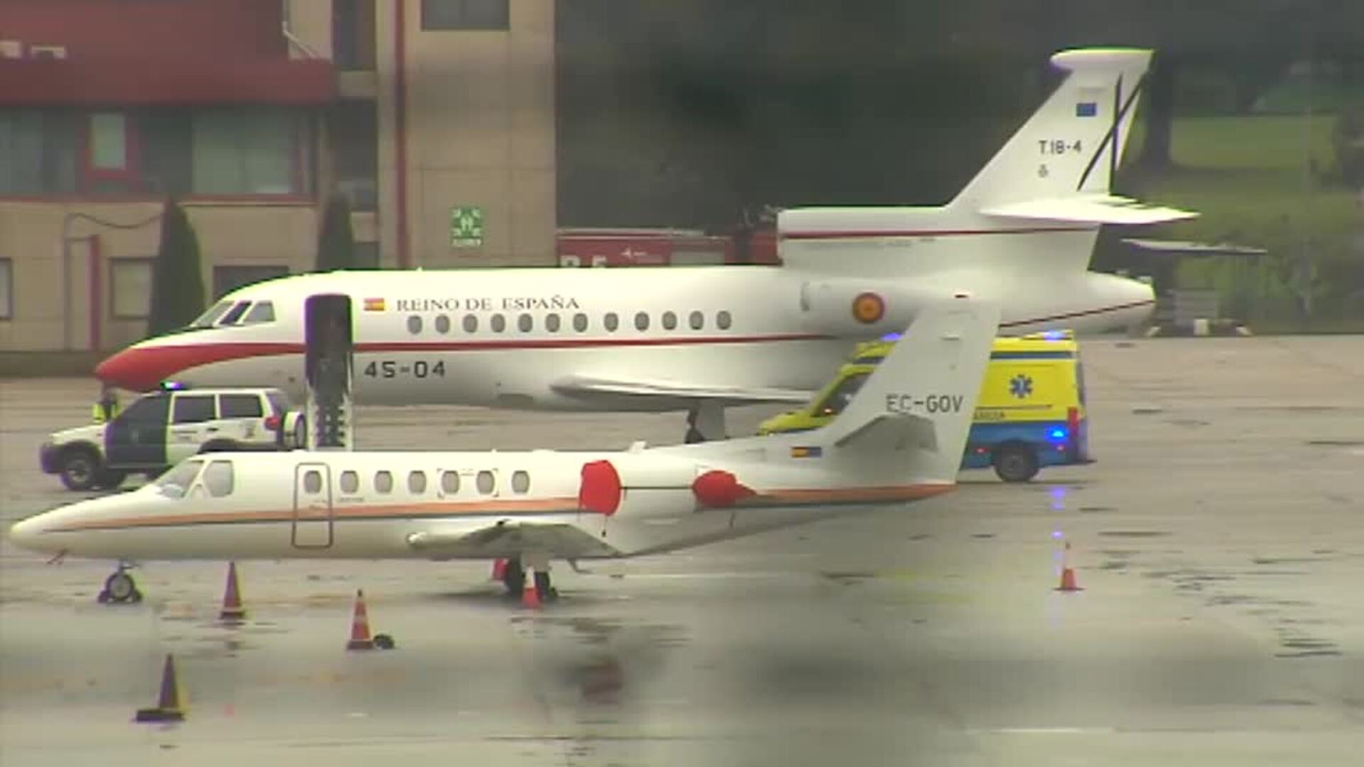 El agente herido en los disturbios de Barcelona aterriza en Vigo