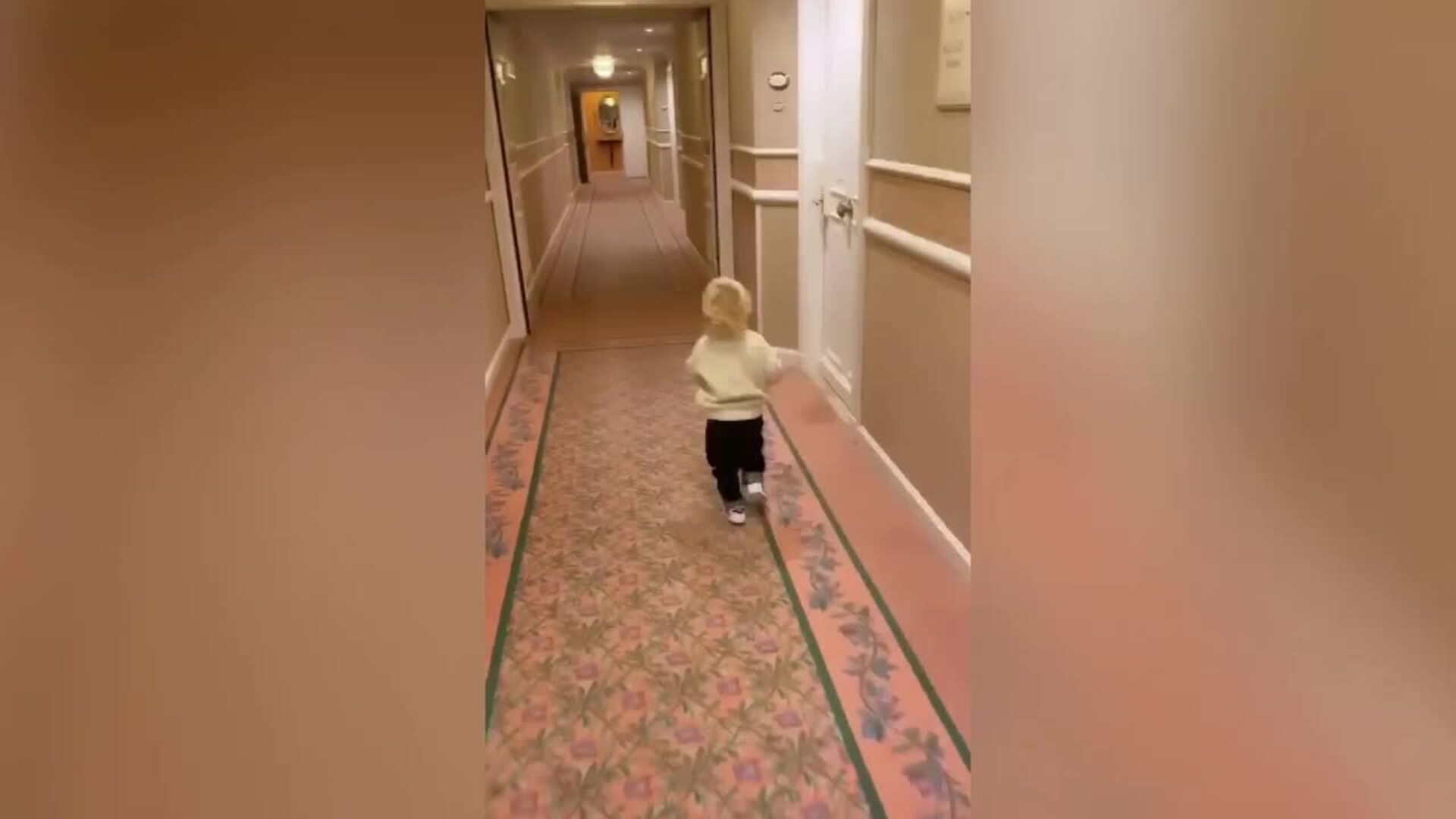 María García de Jaime y Chiara Ferragni viajan a Disneyland París