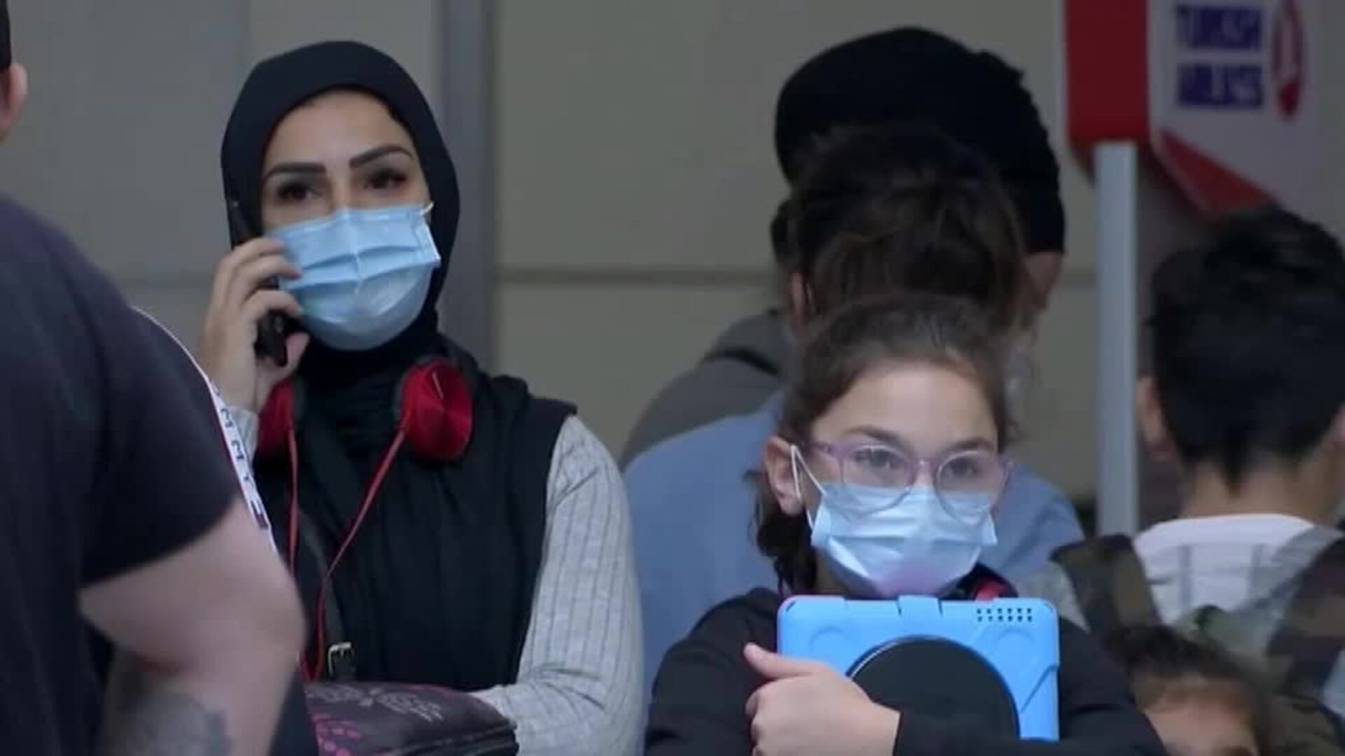 Reino Unido reduce la cuarentena a los viajeros a 5 días a partir del 15 de diciembre