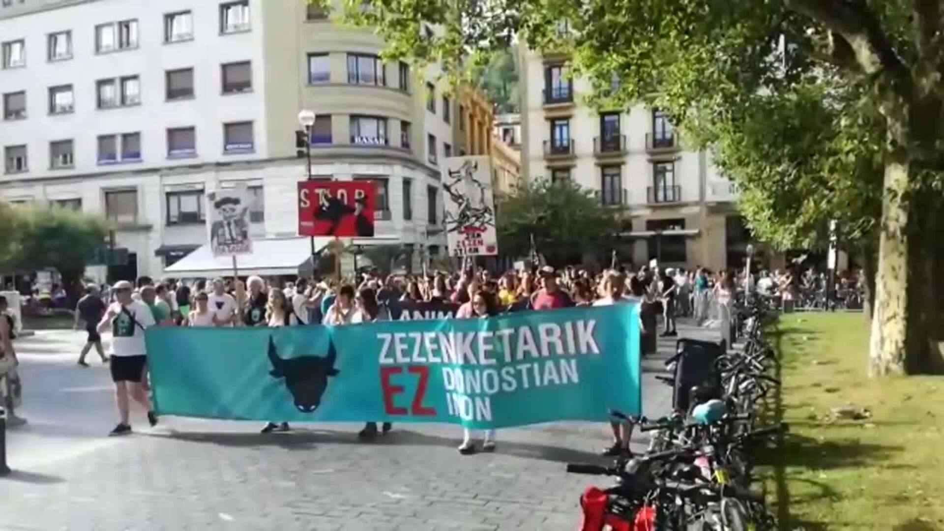 Manifestación antitaurina en San Sebastián