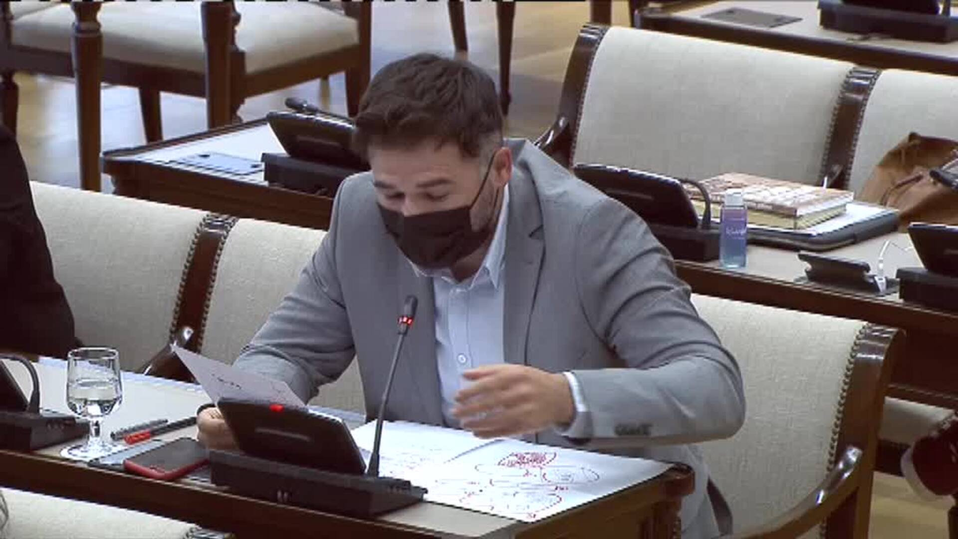 El exchófer de Luis Bárcenas, Sergio Ríos, no contesta a los diputados de la comisión Kitchen