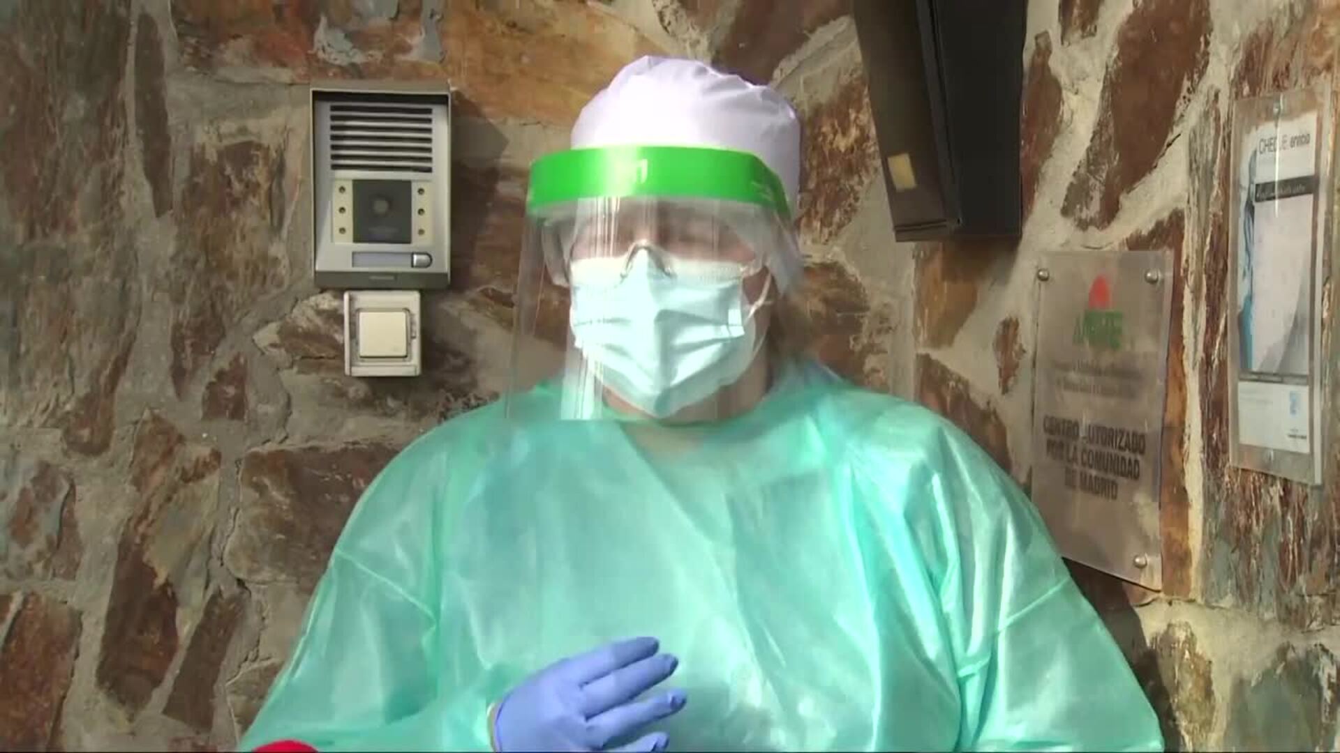 Empleadas de la residencia de Becerril desconocen la cepa del brote