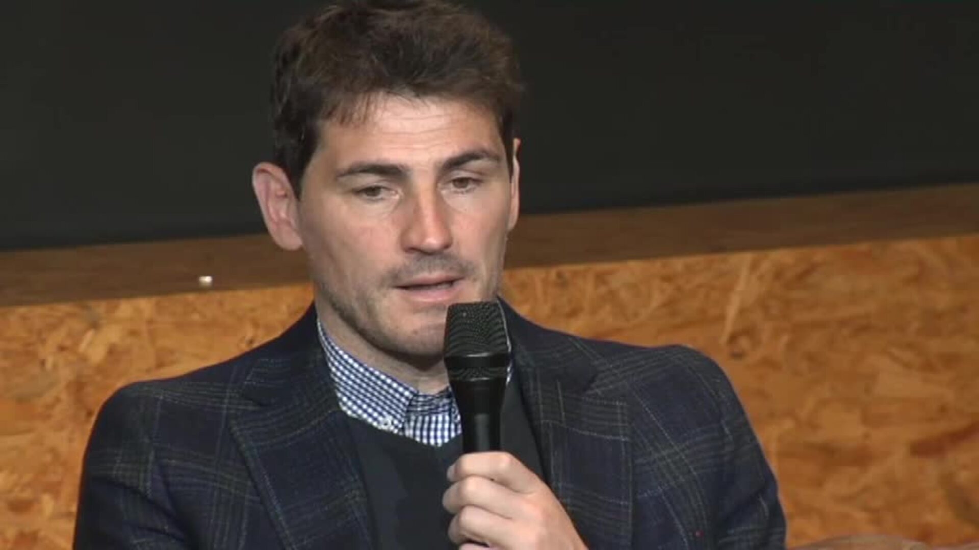 Casillas: &quot;Haaland o Mbappé no están ahora mismo en el Real Madrid, no te van a solucionar nada&quot;