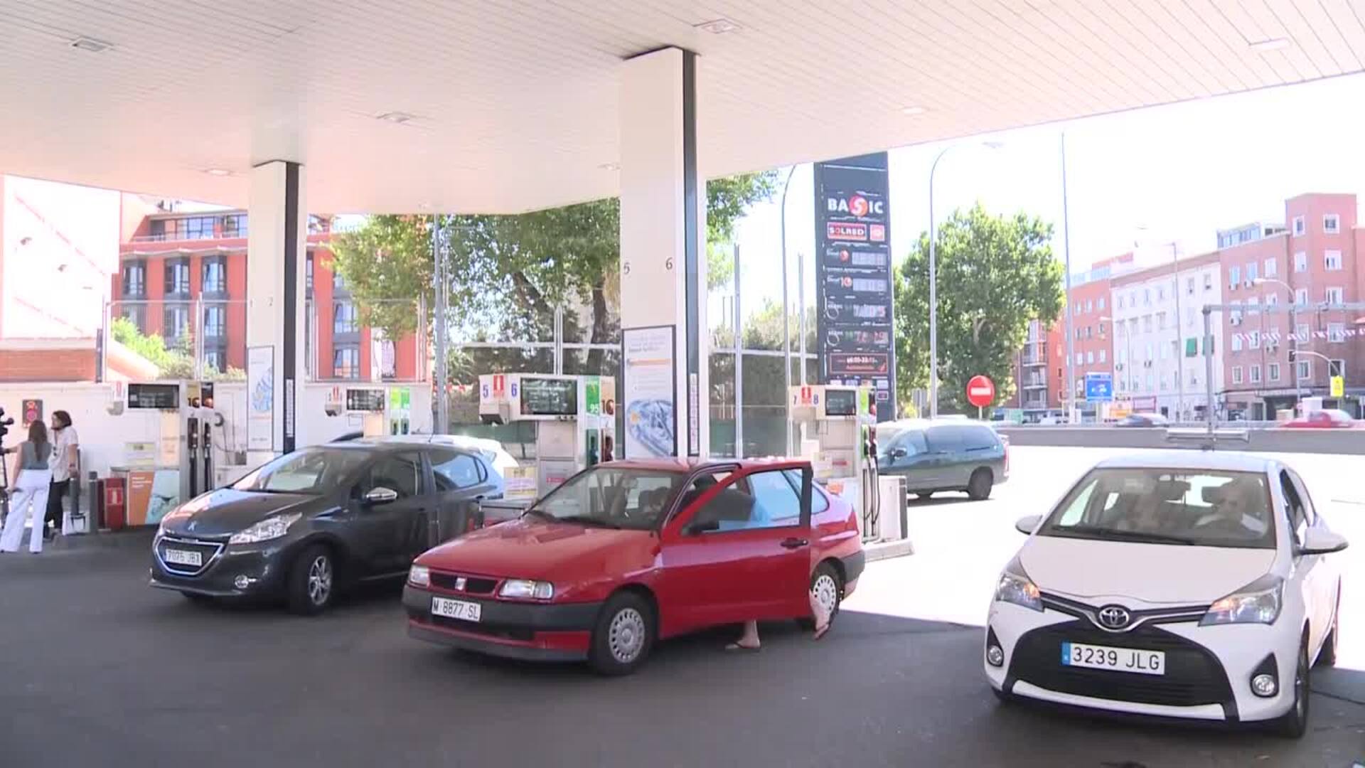 El INE revisa desde el 11% al 10,8% la caída del PIB en 2020