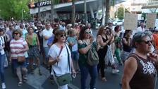 Medio millar de personas se manifiestan en Motril (Granada) para pedir más médicos