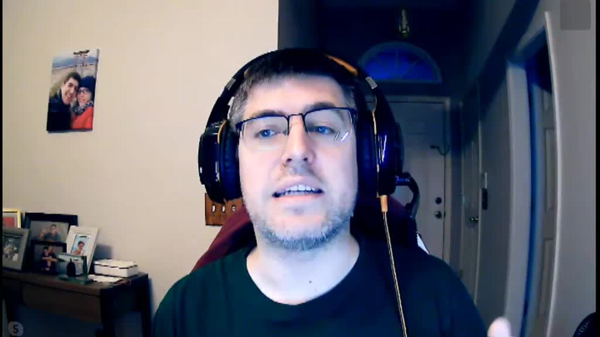 Uno de los padres de la vacuna de Pfizer dice que la normalidad volverá a mediados del próximo año