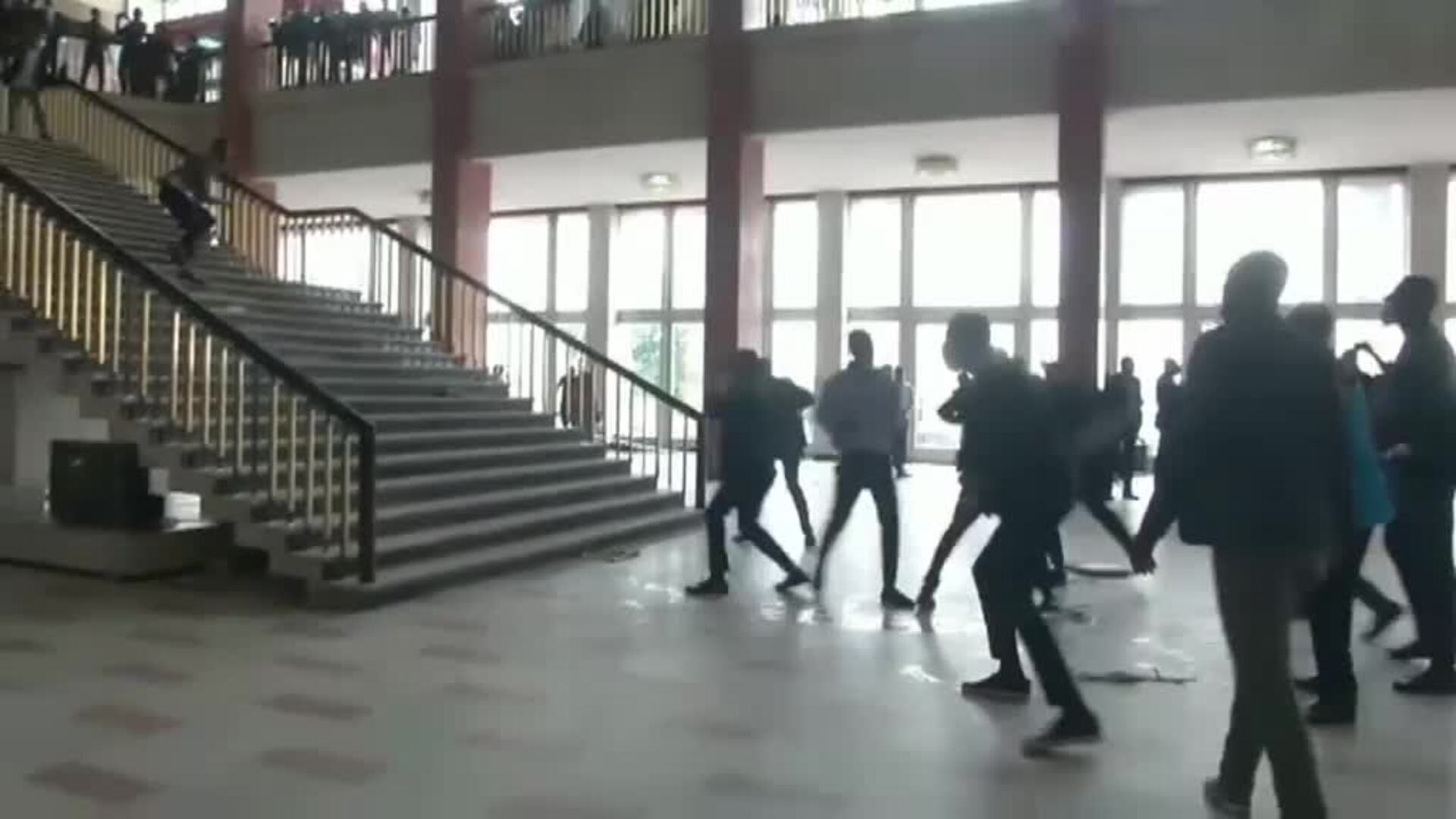 Una pelea en el Parlamento de la República Democrática del Congo deja una persona herida