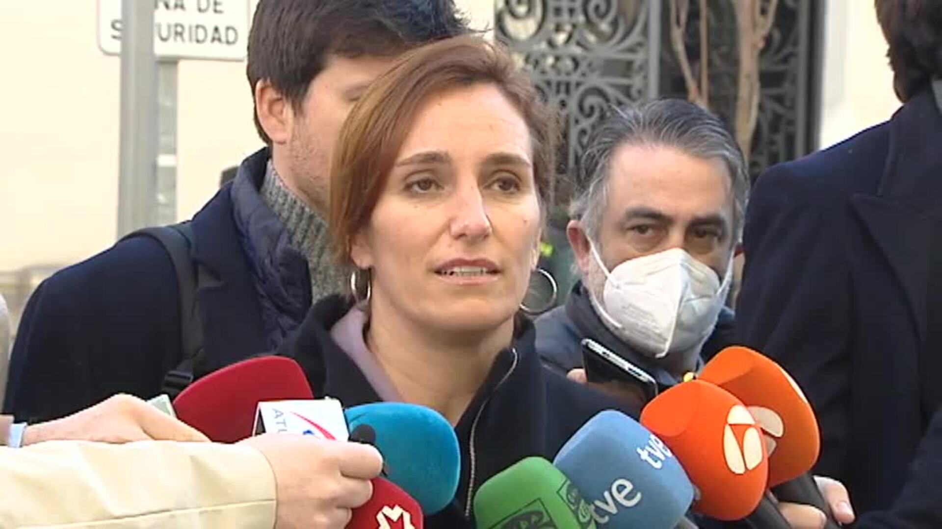 Más Madrid, PSOE y Unidas Podemos piden a la Fiscalía investigar un presunto cohecho de Ayuso