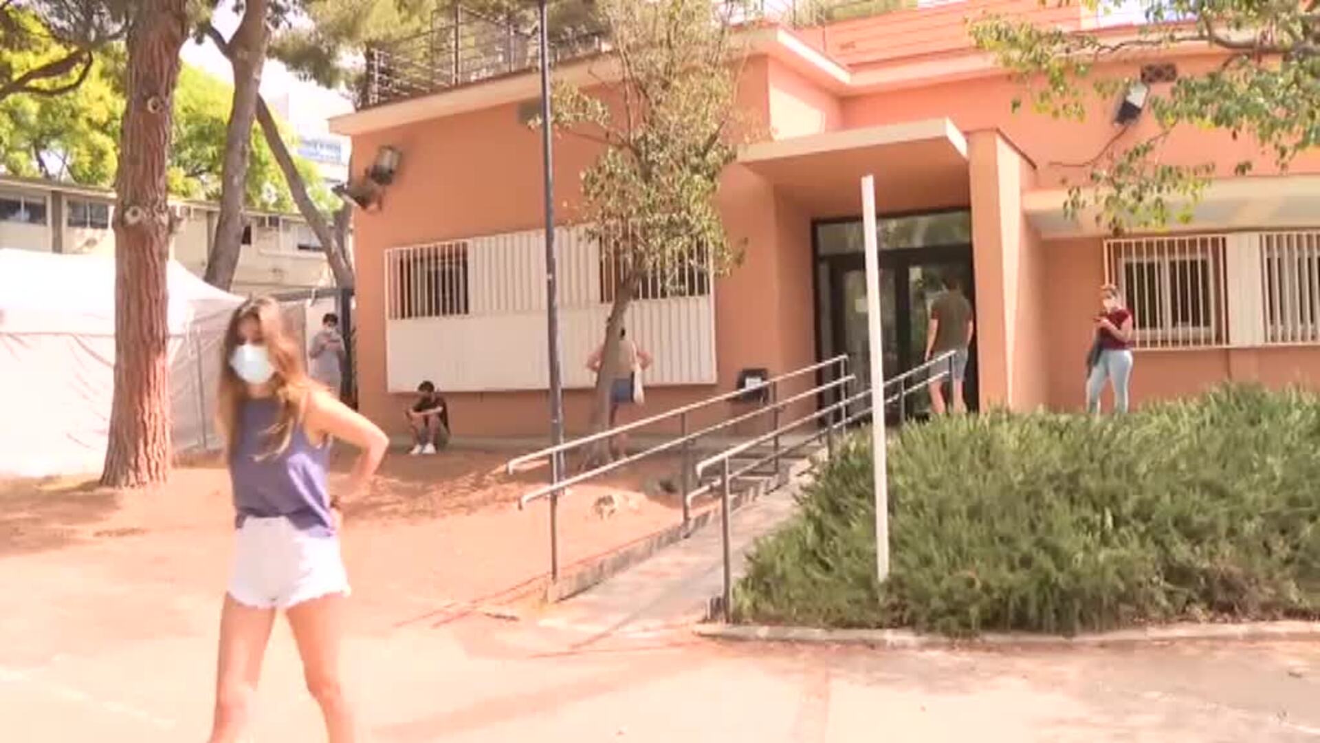 Ingresado en la UCI un joven de 18 años contagiado en un viaje a Mallorca