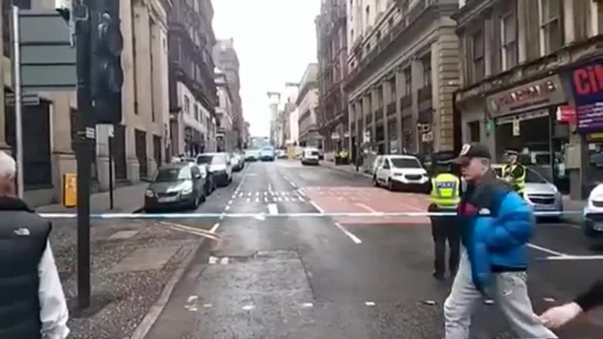 Tres muertos en el ataque múltiple por apuñalamiento de Glasgow (Escocia)