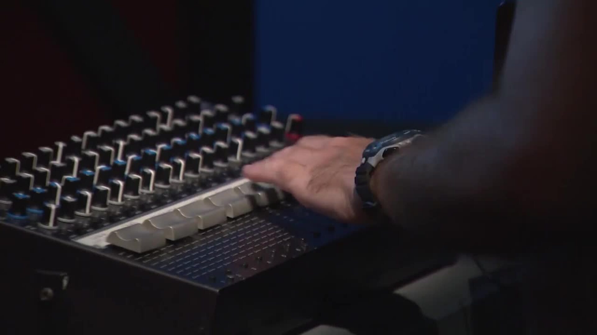 Madrid acoge una exposición de la banda de rock Pink Floyd