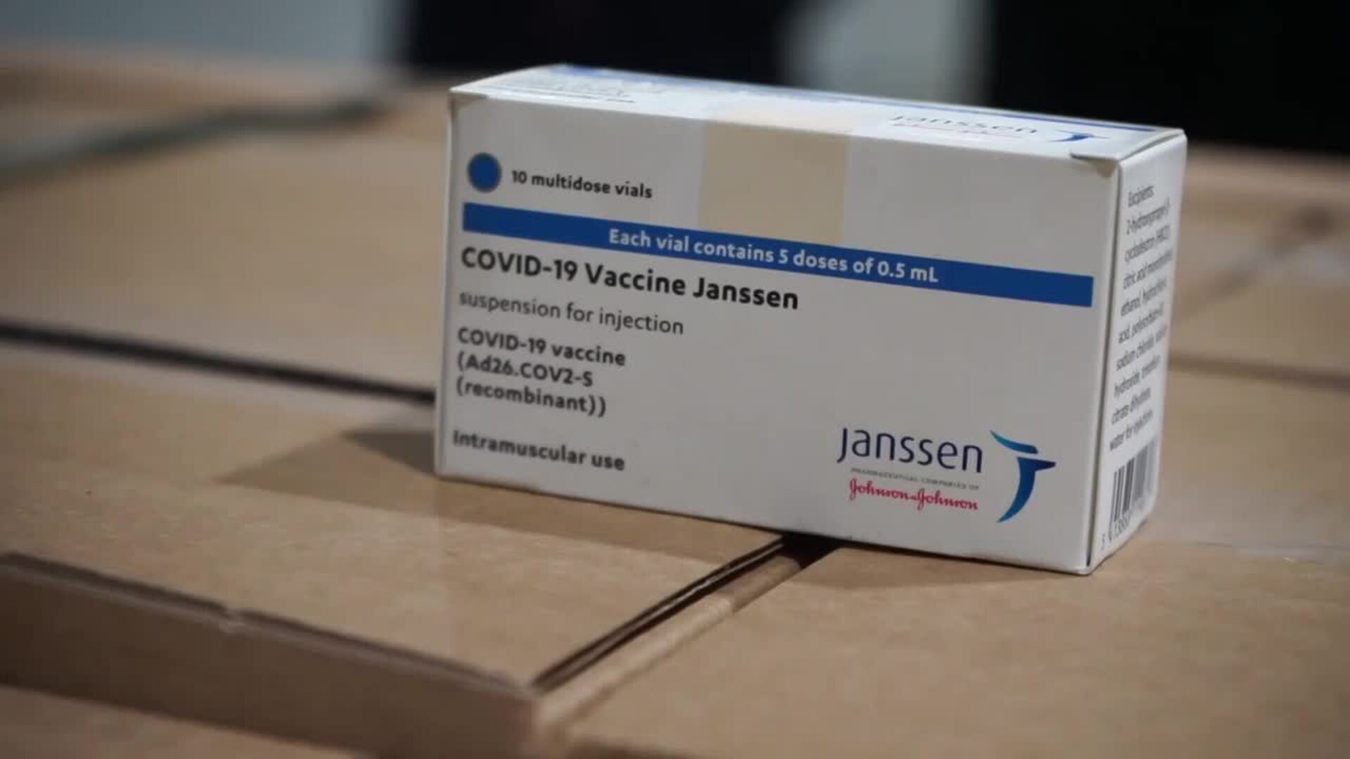 España recibe las primeras 146.000 dosis de Janssen