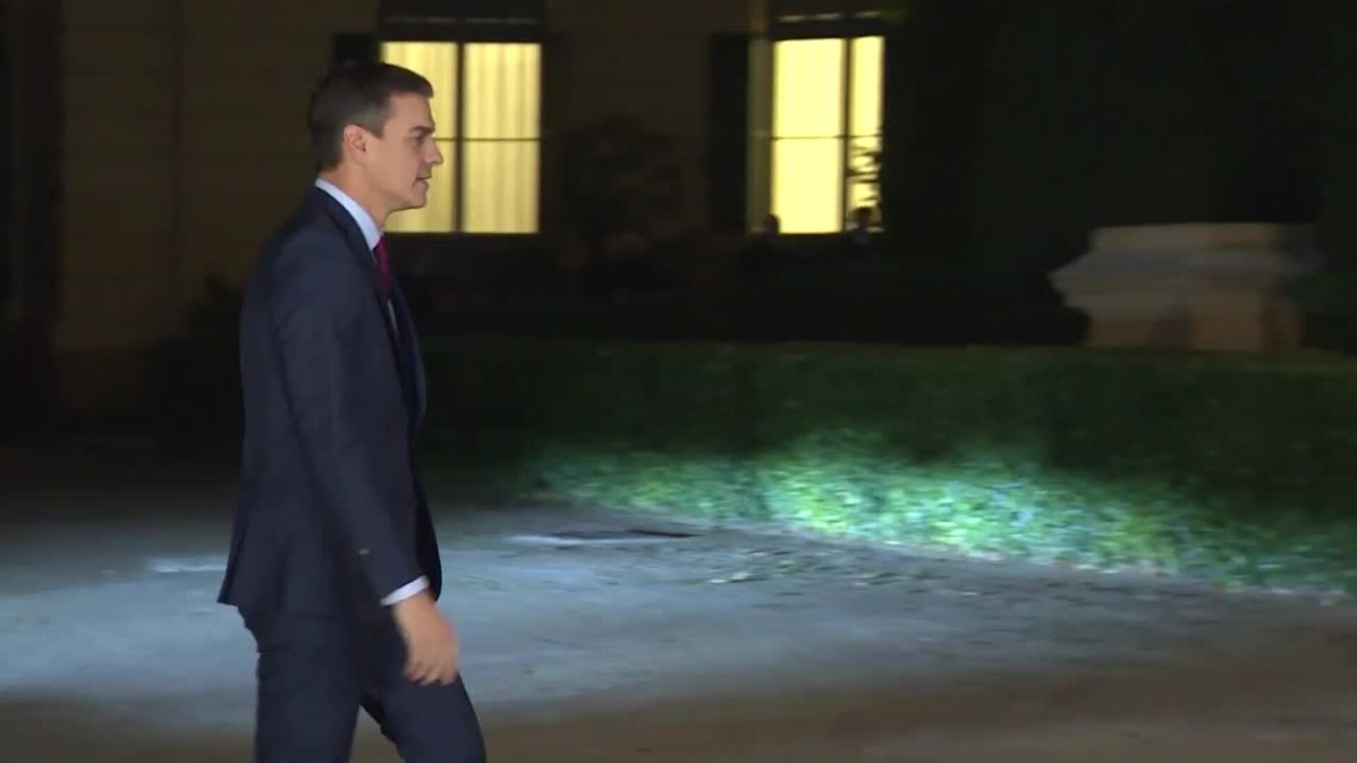 Sánchez mantiene la reunión con Torra, pero aplaza la mesa de diálogo