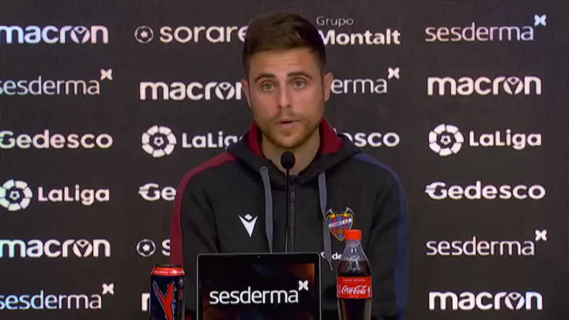 Lisci: &quot;Seguiremos, seguiremos y seguiremos, aunque hoy es difícil levantar la cabeza&quot;