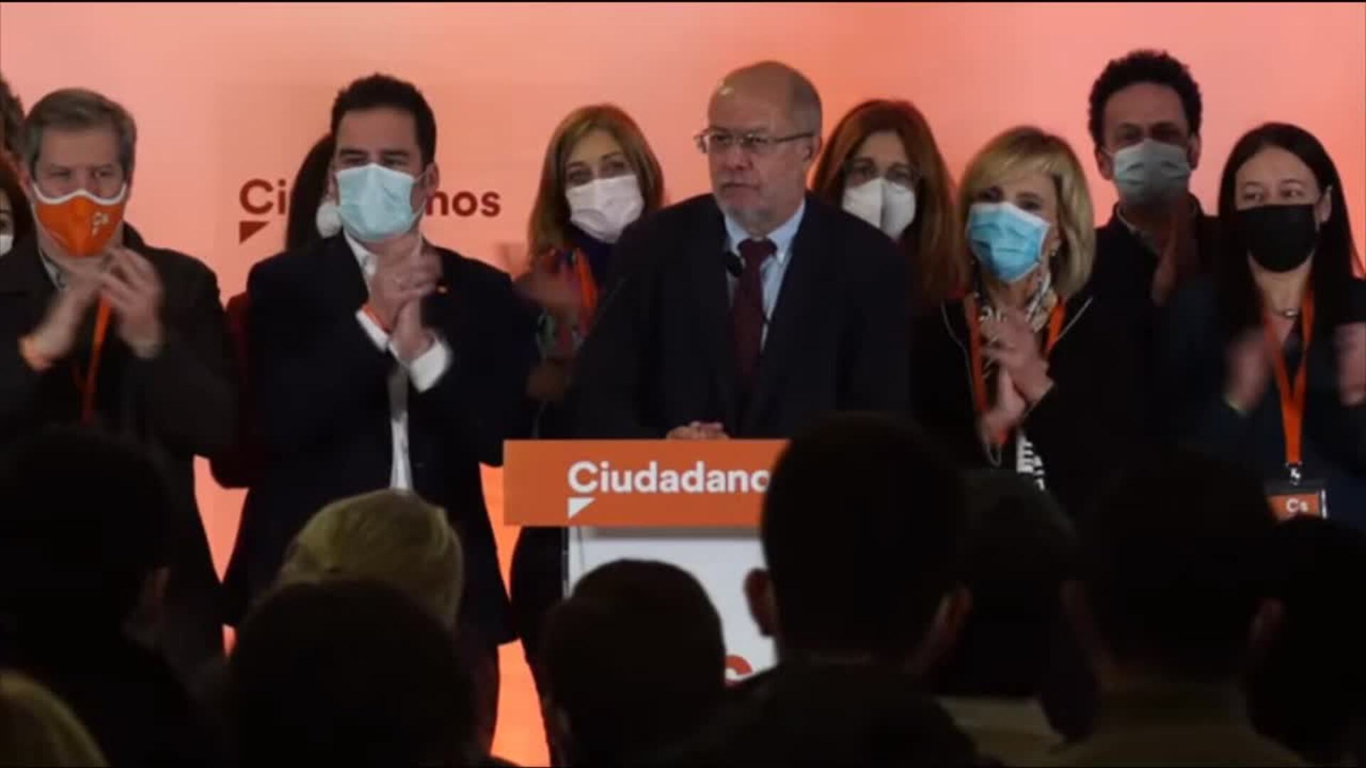 Igea pide a PSOE y PP que reflexionen lejos de su &quot;ambición&quot;