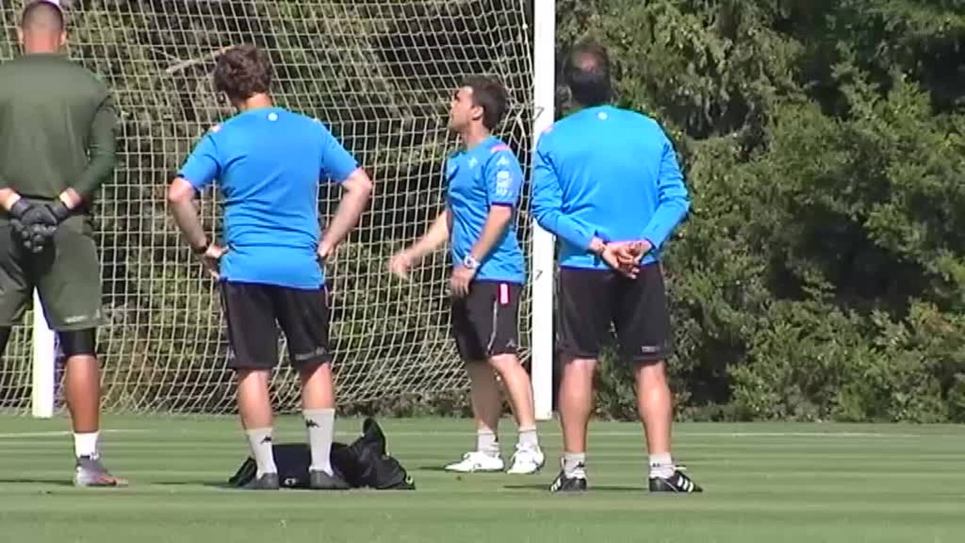 Pinto visita a sus ex compañeros en Montecastillo