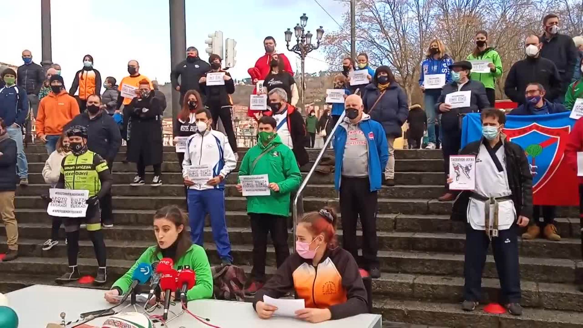 Piden al Gobierno Vasco que se considere el deporte &quot;actividad esencial&quot;