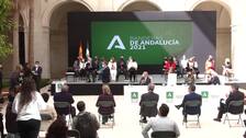 La entrega de Banderas de Andalucía en Málaga reconocen la labor contra la pandemia