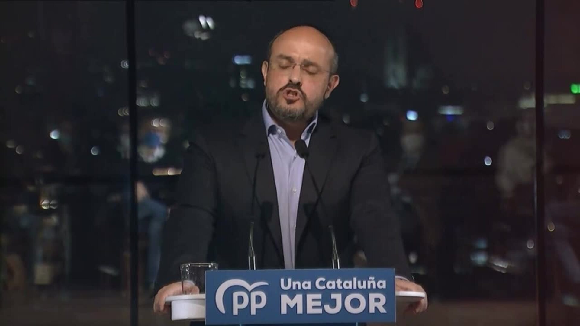 Fernández carga contra Vox y define al PP como el partido de la &quot;concordia&quot;