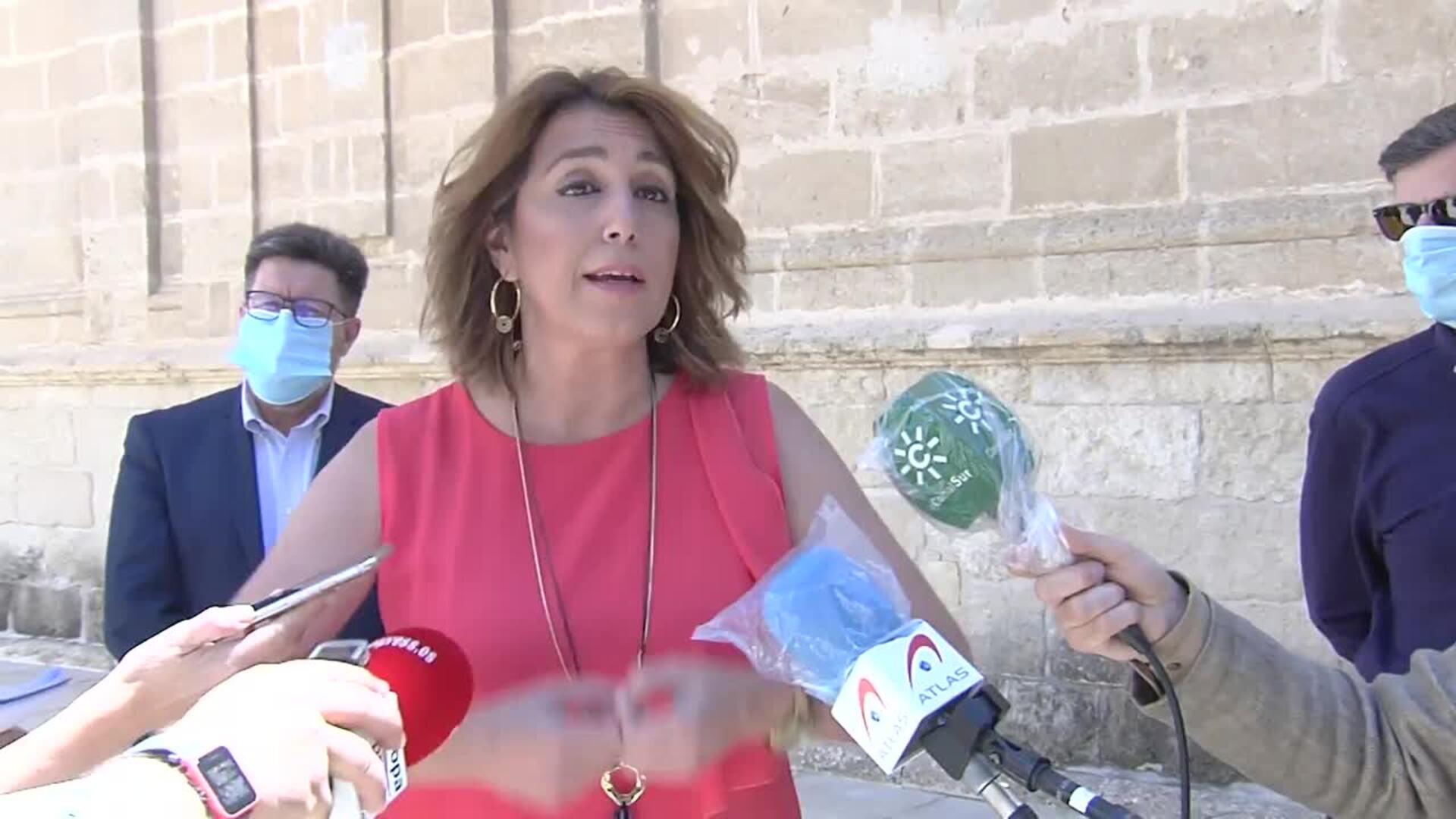 Susana Díaz: &quot;¿Alguien puede cuestionar a Felipe González lo que ha sido?&quot;