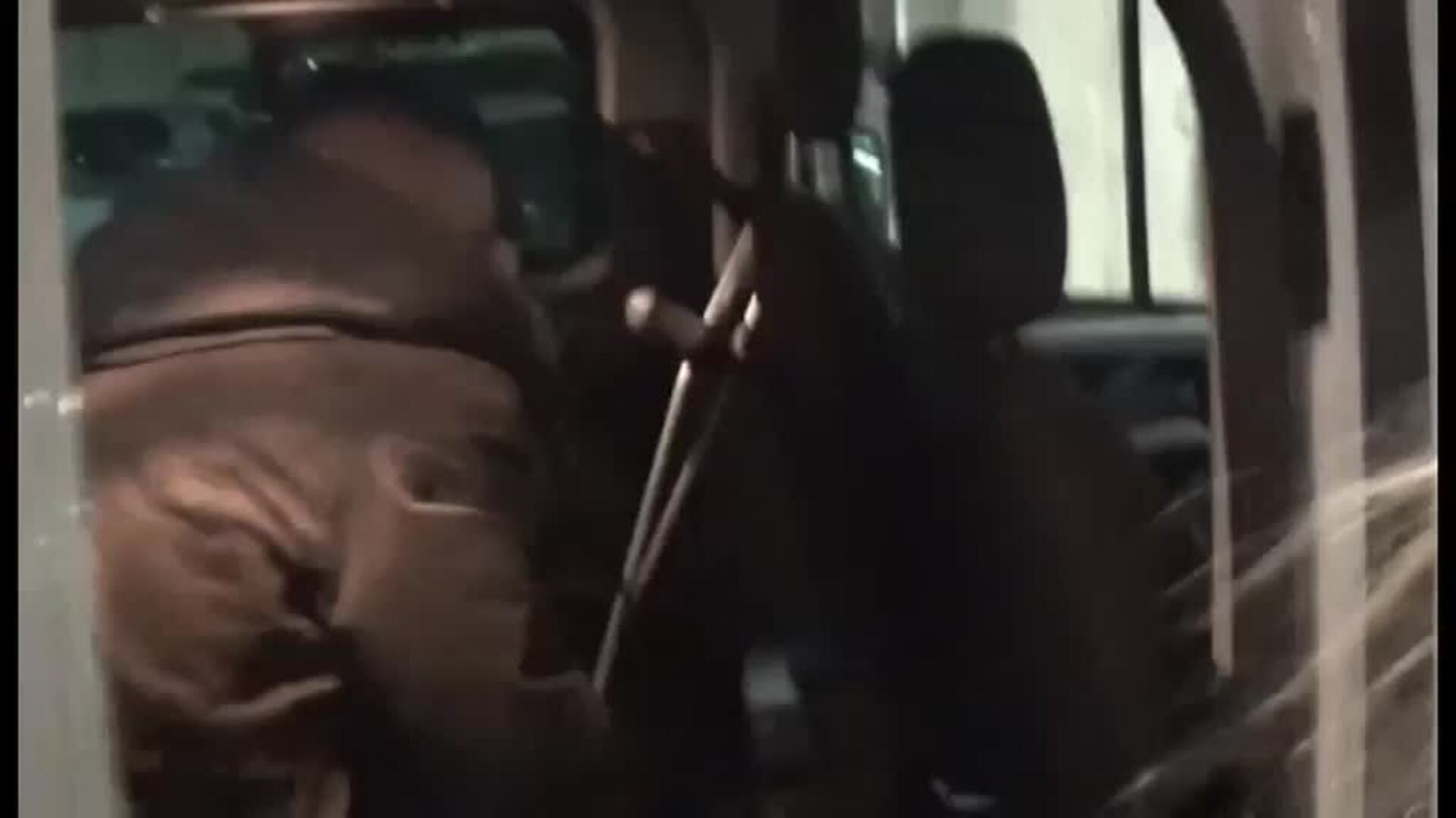 Rodrigo Moreno visita un hospital de Barcelona