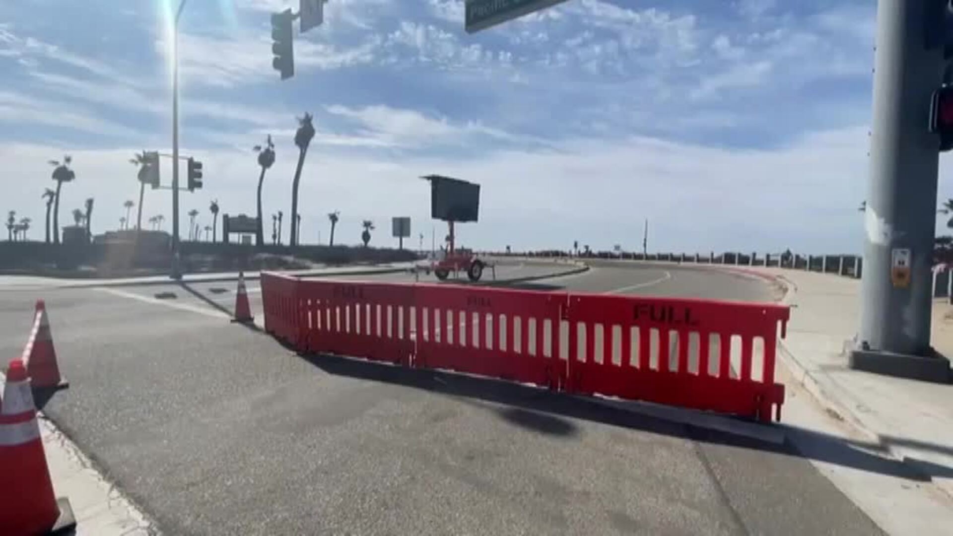 Cientos de miles de litros de petróleo amenazan la costa de California tras la rotura de una plataforma marina