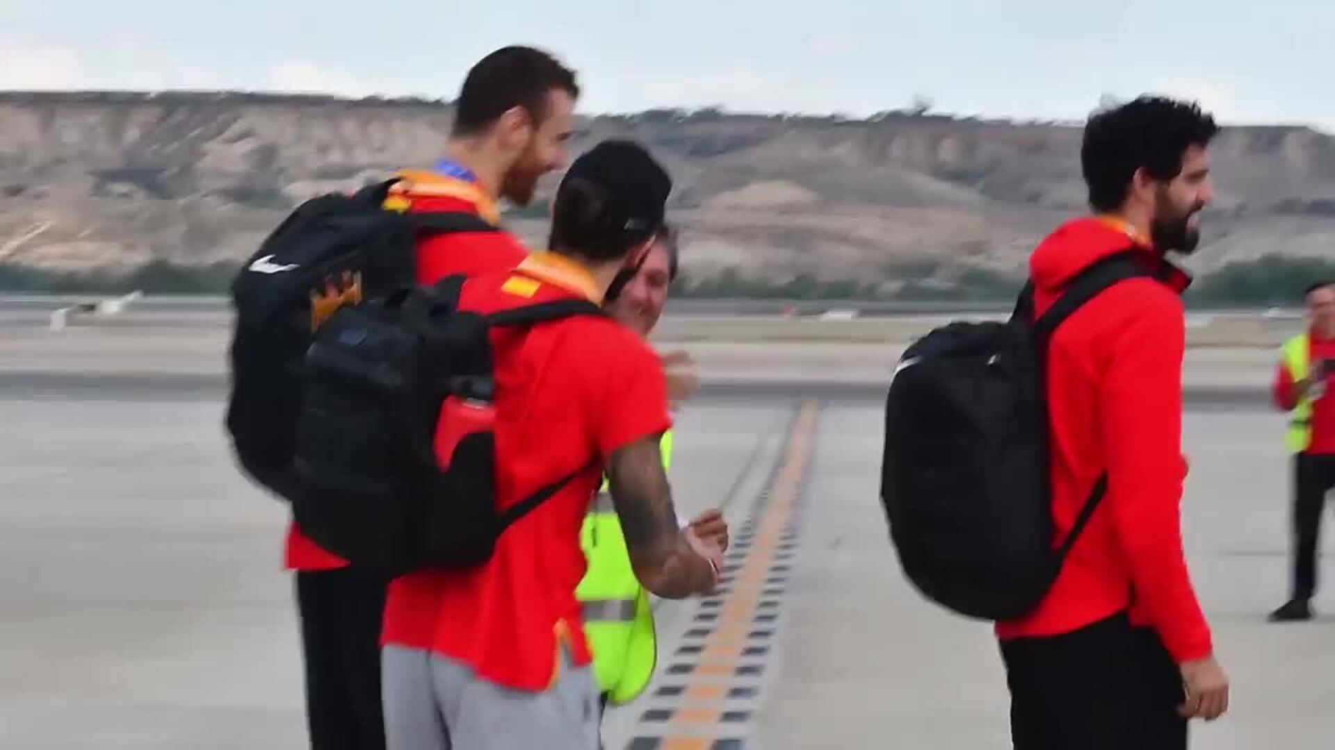 La selección española de baloncesto aterriza en Madrid