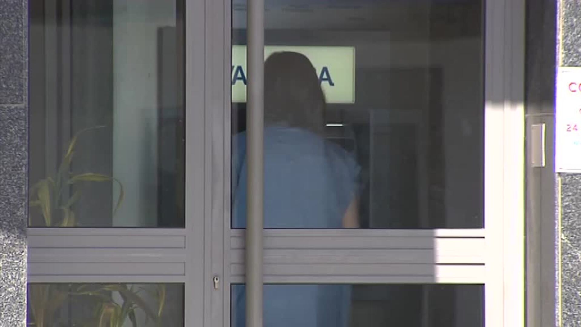 El cierre de sucursales bancarias en pequeños municipios de Galicia moviliza a los vecinos