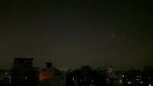 Palestinos observan el ataque de Irán hacia Israel