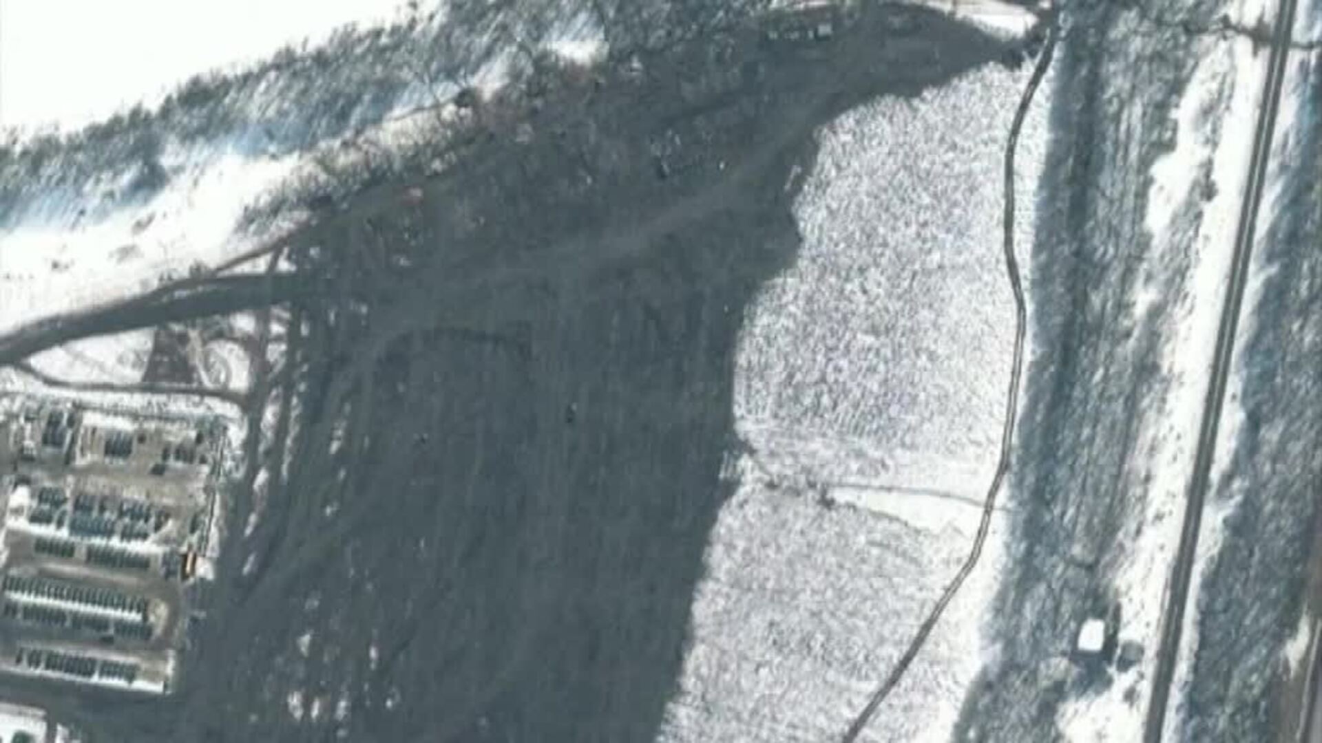 Crece el movimiento de tropas en la frontera entre Rusia y Ucrania